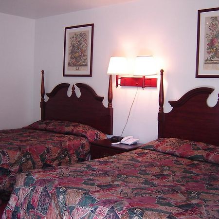 Hershey Travel Inn Екстериор снимка